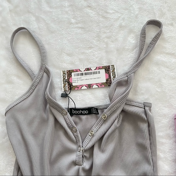 Bundle of 2 Tank Tops - Picture 4 of 4